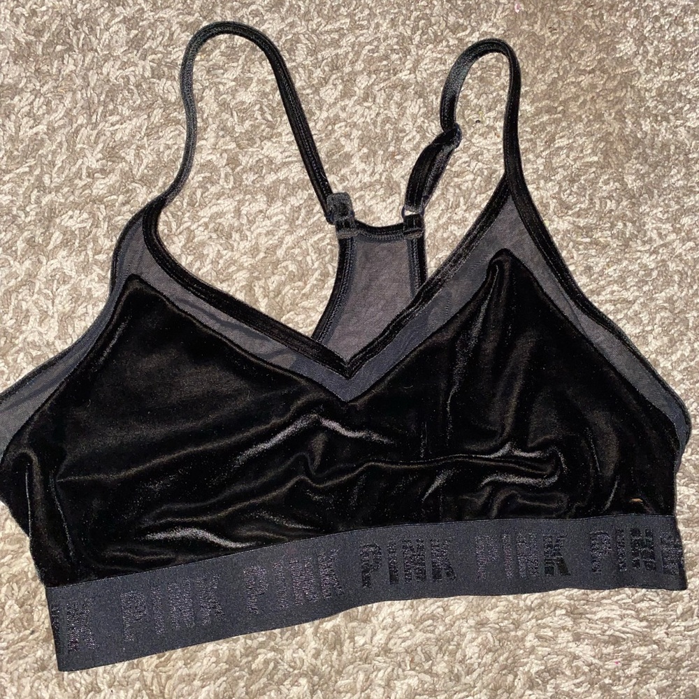 Black bra comfy to sleep in . Harley ever worn .